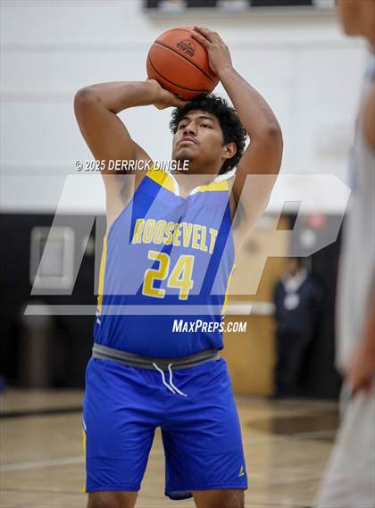 Thumbnail 1 in Herricks vs Roosevelt (Mike Cingiser Memorial Tournament) photogallery.