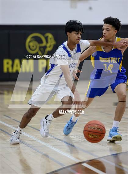 Thumbnail 2 in Herricks vs Roosevelt (Mike Cingiser Memorial Tournament) photogallery.