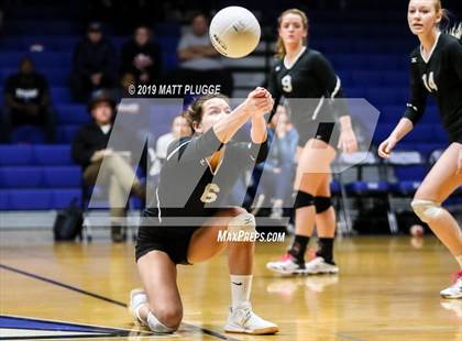Thumbnail 3 in Frontier vs. Tehachapi photogallery.