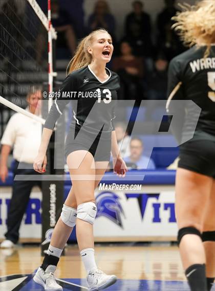 Thumbnail 2 in Frontier vs. Tehachapi photogallery.