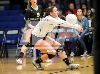 Thumbnail 3 in Frontier vs. Tehachapi photogallery.