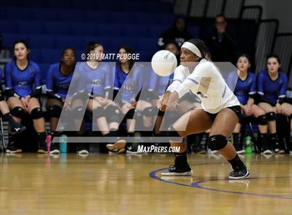 Thumbnail 1 in Frontier vs. Tehachapi photogallery.