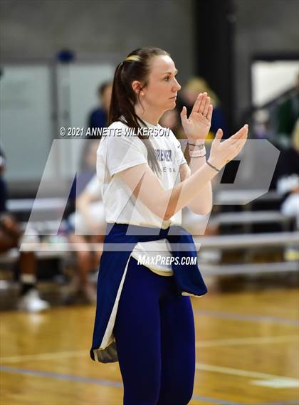 Thumbnail 2 in Steinbrenner vs. Bishop Moore (Nike Tournament of Champions) photogallery.