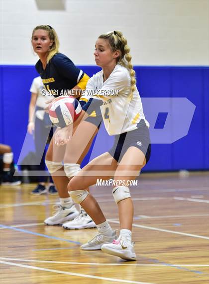 Thumbnail 2 in Steinbrenner vs. Bishop Moore (Nike Tournament of Champions) photogallery.