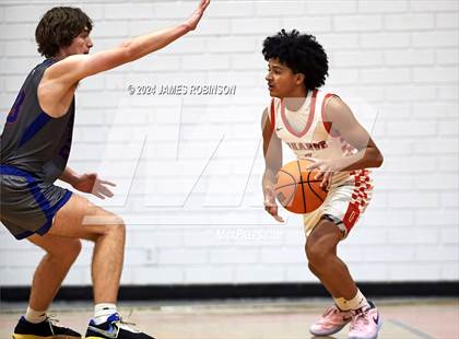 Thumbnail 1 in Orange Park vs Bolles (Battle For the Island) photogallery.