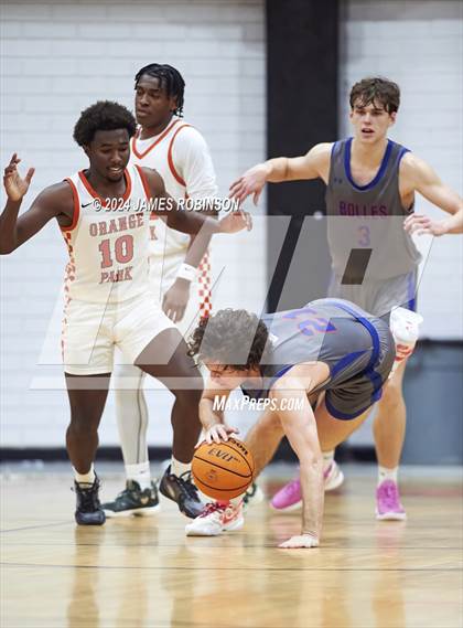Thumbnail 3 in Orange Park vs Bolles (Battle For the Island) photogallery.