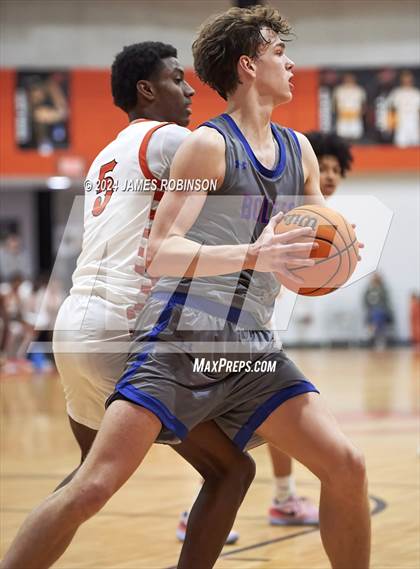 Thumbnail 1 in Orange Park vs Bolles (Battle For the Island) photogallery.