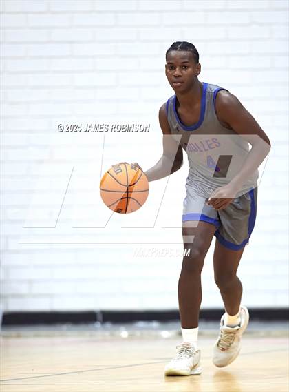 Thumbnail 3 in Orange Park vs Bolles (Battle For the Island) photogallery.