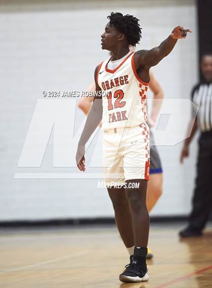 Thumbnail 2 in Orange Park vs Bolles (Battle For the Island) photogallery.