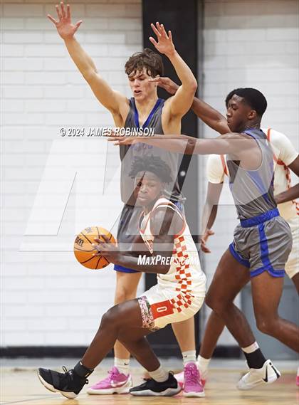 Thumbnail 2 in Orange Park vs Bolles (Battle For the Island) photogallery.