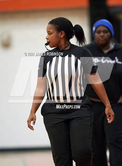 Thumbnail 3 in Orange Park vs Bolles (Battle For the Island) photogallery.