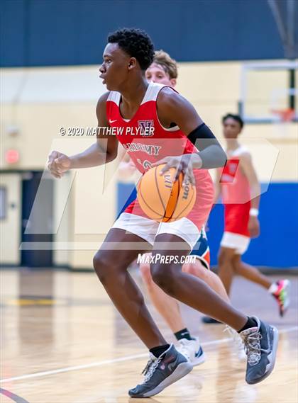 Thumbnail 2 in GRACE Christian vs. Voyager Academy (Phenom City of Oaks Classic) photogallery.