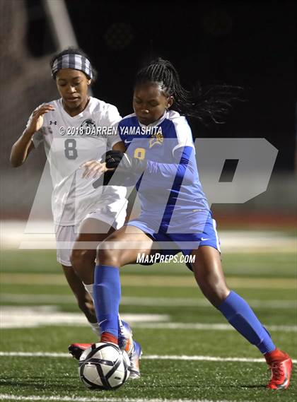 Thumbnail 1 in Pinole Valley @ El Cerrito (CIF NCS D3 1st Round) photogallery.