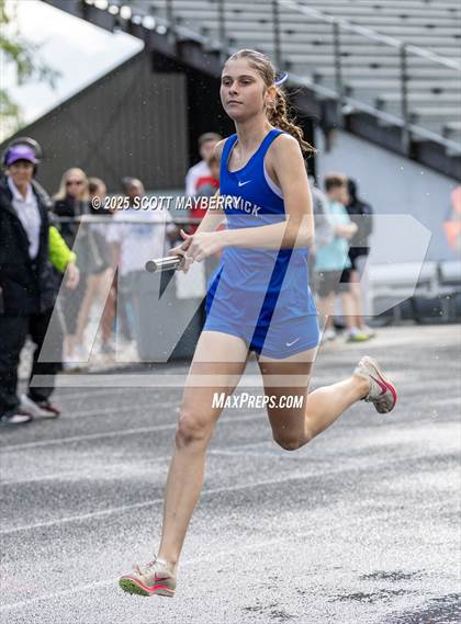 Thumbnail 2 in GCC Track & Field Championships (Day 1)  photogallery.