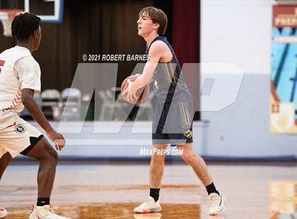Thumbnail 3 in New Hope-Solebury @ Holy Ghost Prep photogallery.