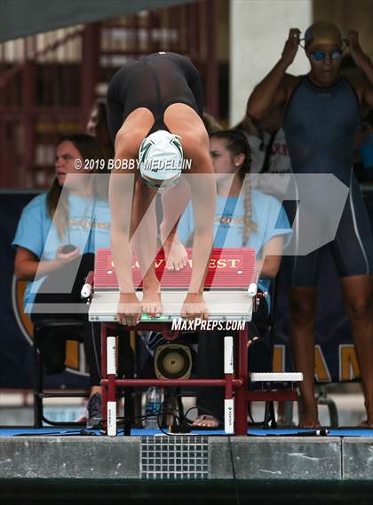Thumbnail 1 in CIF State Swim and Dive Championships photogallery.