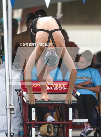 Thumbnail 1 in CIF State Swim and Dive Championships photogallery.