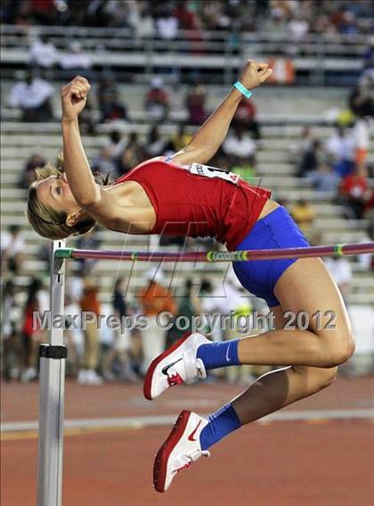 Thumbnail 2 in 85th Clyde Littlefield Texas Relays (Girls Day 1) photogallery.