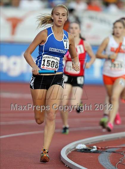 Thumbnail 2 in 85th Clyde Littlefield Texas Relays (Girls Day 1) photogallery.
