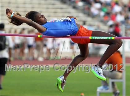 Thumbnail 3 in 85th Clyde Littlefield Texas Relays (Girls Day 1) photogallery.