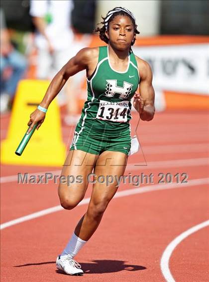 Thumbnail 3 in 85th Clyde Littlefield Texas Relays (Girls Day 1) photogallery.
