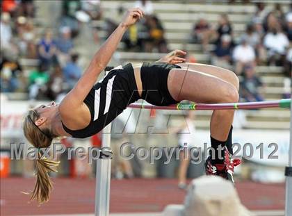 Thumbnail 2 in 85th Clyde Littlefield Texas Relays (Girls Day 1) photogallery.