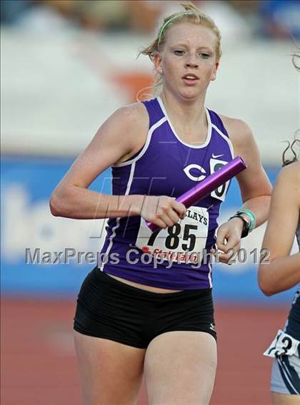 Thumbnail 2 in 85th Clyde Littlefield Texas Relays (Girls Day 1) photogallery.