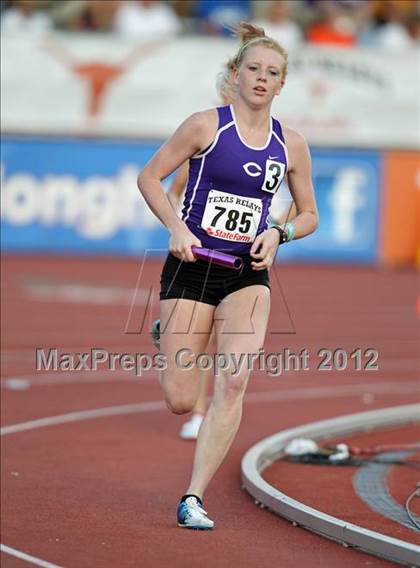 Thumbnail 3 in 85th Clyde Littlefield Texas Relays (Girls Day 1) photogallery.