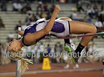 Thumbnail 2 in 85th Clyde Littlefield Texas Relays (Girls Day 1) photogallery.