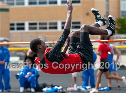 Thumbnail 1 in True Team Sect. 6AAA (Boys and Girls High Jump) photogallery.
