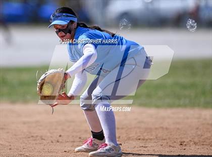 Thumbnail 3 in Maywood Academy vs Narbonne CIF LAC Division 3 Quarterfinal photogallery.