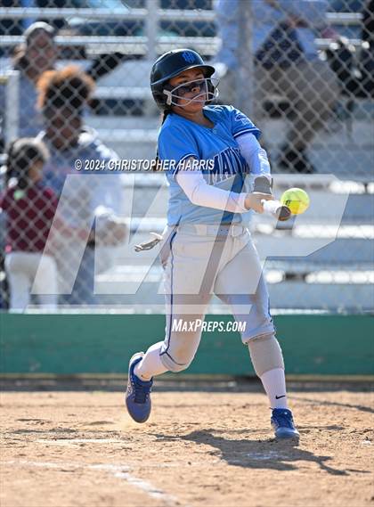 Thumbnail 3 in Maywood Academy vs Narbonne CIF LAC Division 3 Quarterfinal photogallery.