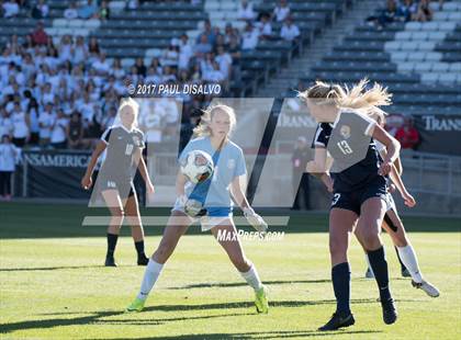 Thumbnail 2 in D'Evelyn vs. Evergreen (CHSAA 4A Final) photogallery.