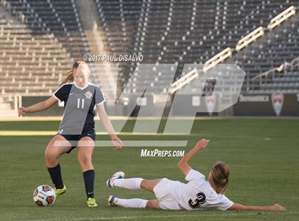 Thumbnail 2 in D'Evelyn vs. Evergreen (CHSAA 4A Final) photogallery.