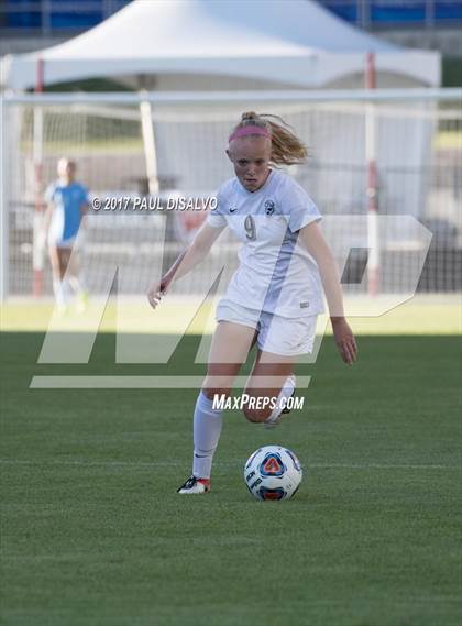 Thumbnail 3 in D'Evelyn vs. Evergreen (CHSAA 4A Final) photogallery.