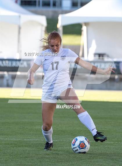 Thumbnail 2 in D'Evelyn vs. Evergreen (CHSAA 4A Final) photogallery.