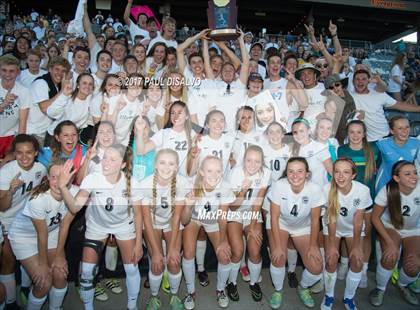 Thumbnail 2 in D'Evelyn vs. Evergreen (CHSAA 4A Final) photogallery.