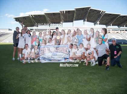 Thumbnail 2 in D'Evelyn vs. Evergreen (CHSAA 4A Final) photogallery.