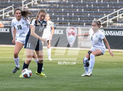 Thumbnail 2 in D'Evelyn vs. Evergreen (CHSAA 4A Final) photogallery.