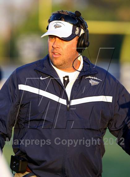 Thumbnail 2 in Dominguez vs. St. John Bosco photogallery.