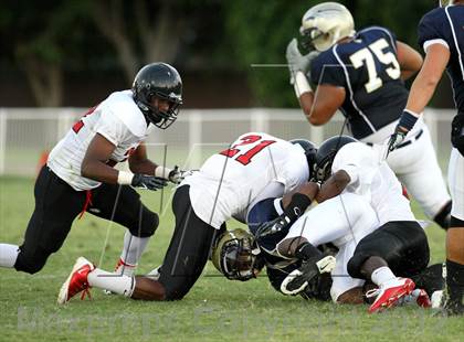 Thumbnail 2 in Dominguez vs. St. John Bosco photogallery.