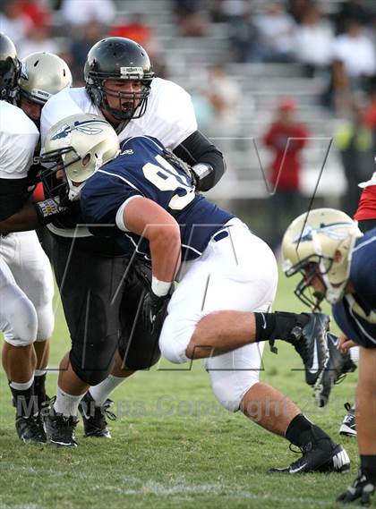 Thumbnail 2 in Dominguez vs. St. John Bosco photogallery.