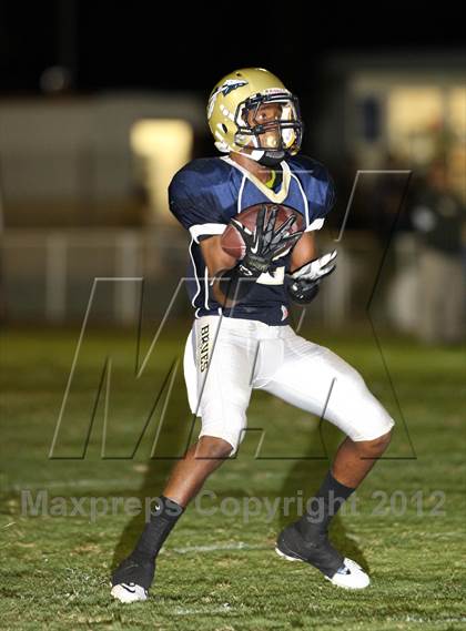 Thumbnail 1 in Dominguez vs. St. John Bosco photogallery.