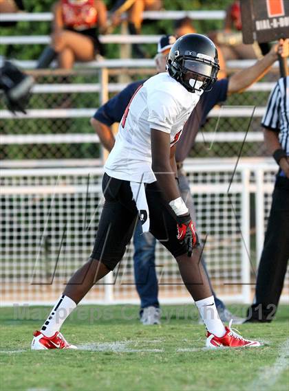 Thumbnail 2 in Dominguez vs. St. John Bosco photogallery.