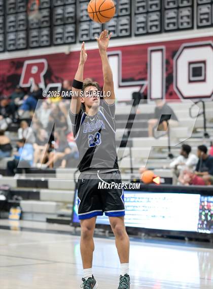 Thumbnail 1 in Dobson @ Red Mountain photogallery.