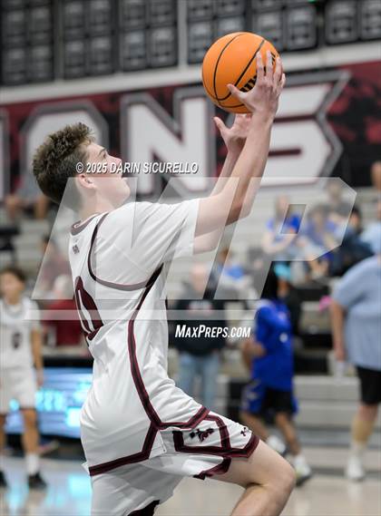 Thumbnail 2 in Dobson @ Red Mountain photogallery.