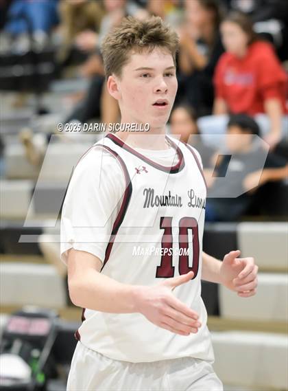 Thumbnail 2 in Dobson @ Red Mountain photogallery.