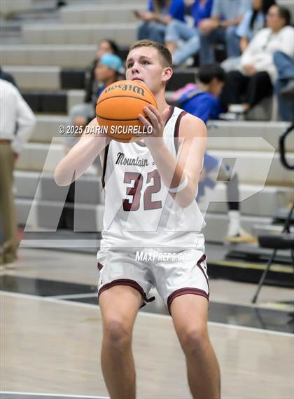 Thumbnail 2 in Dobson @ Red Mountain photogallery.