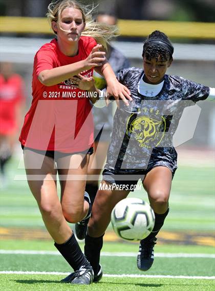 Thumbnail 1 in Capistrano Valley vs. San Clemente (Summer League) photogallery.