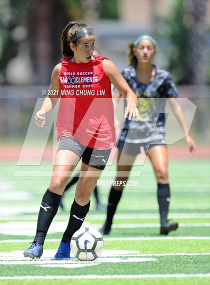 Thumbnail 1 in Capistrano Valley vs. San Clemente (Summer League) photogallery.